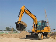 二手挖掘機(jī)市場(chǎng)
